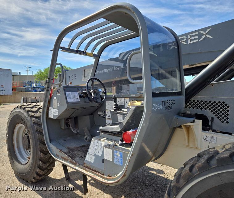 image for item EO0839 Terex TH0606A telehandler