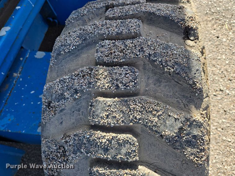 image for item EO0845 2004 Genie GS-4390 scissor lift