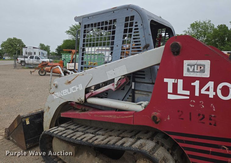 image for item EO0846 2006 Takeuchi TL140 tracked skid steer loader