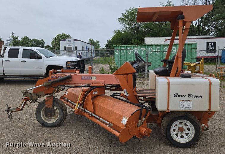 image for item EO0848 2001 Broce BB250-C broom