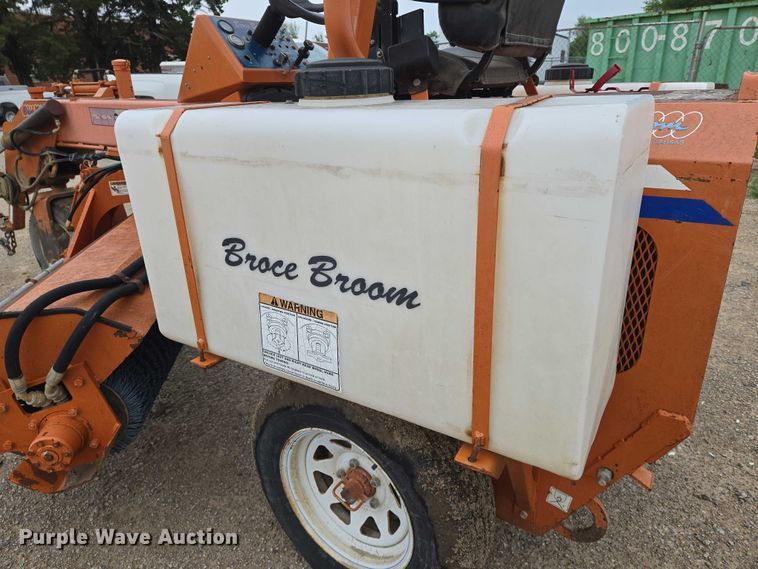 image for item EO0848 2001 Broce BB250-C broom