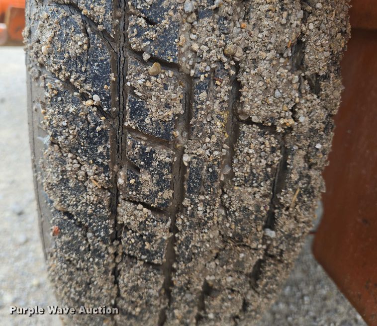 image for item EO0848 2001 Broce BB250-C broom