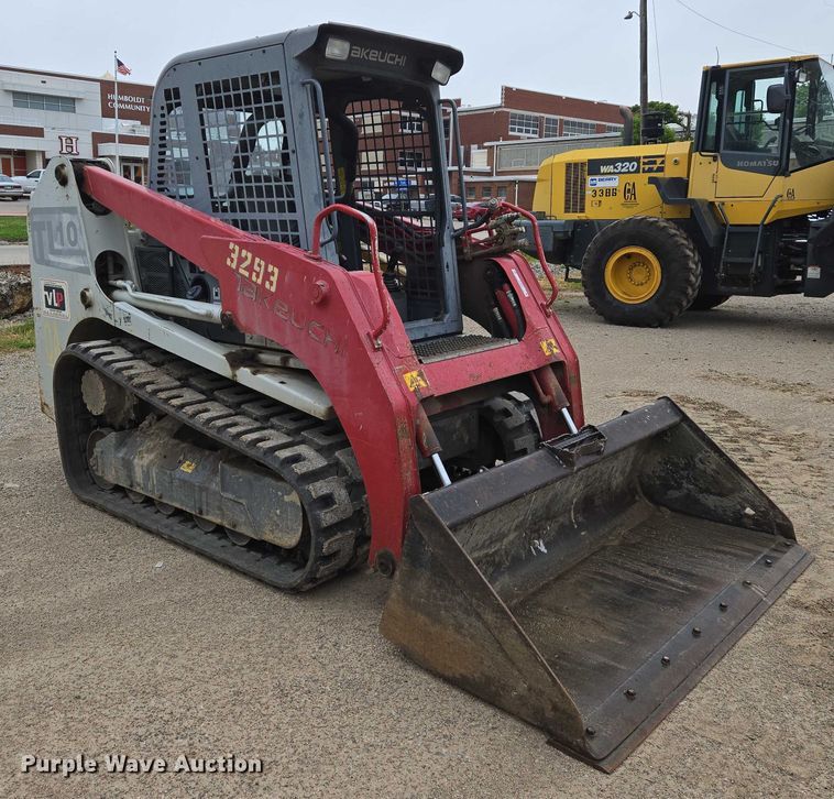 image for item EO0850 2016 Takeuchi TL10 tracked skid steer loader