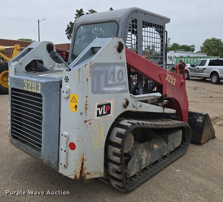 image for item EO0850 2016 Takeuchi TL10 tracked skid steer loader