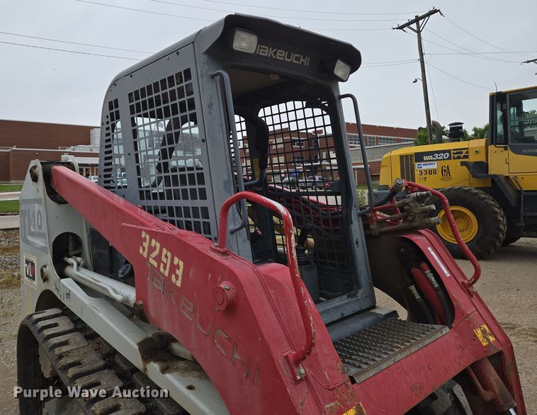 image for item EO0850 2016 Takeuchi TL10 tracked skid steer loader