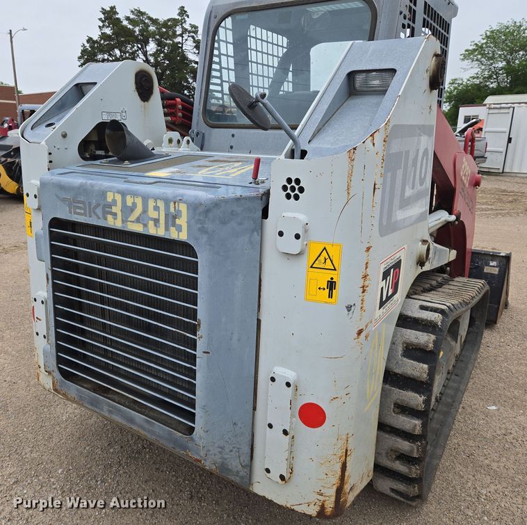 image for item EO0850 2016 Takeuchi TL10 tracked skid steer loader