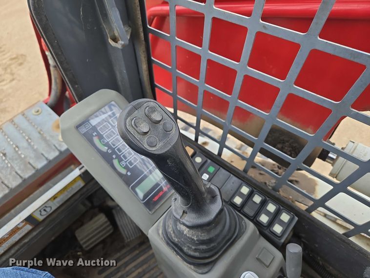 image for item EO0850 2016 Takeuchi TL10 tracked skid steer loader