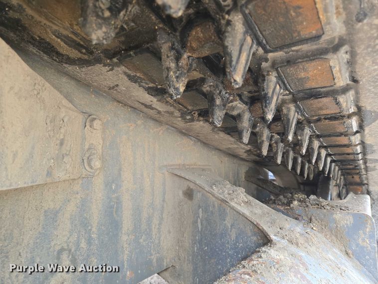 image for item EO0850 2016 Takeuchi TL10 tracked skid steer loader