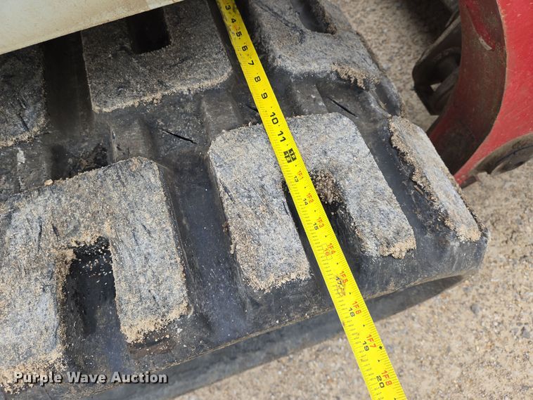 image for item EO0850 2016 Takeuchi TL10 tracked skid steer loader