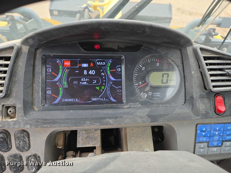 image for item EO0851 2015 Komatsu WA320-7 wheel loader