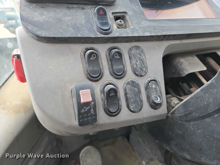 image for item EO0851 2015 Komatsu WA320-7 wheel loader