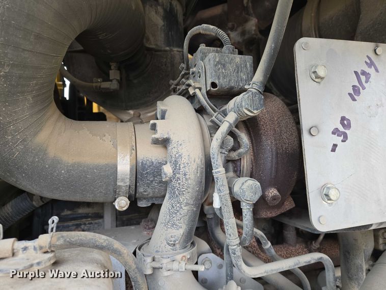 image for item EO0851 2015 Komatsu WA320-7 wheel loader