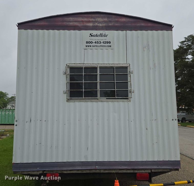 image for item EO0852 2006 Mark Line 1050T office trailer