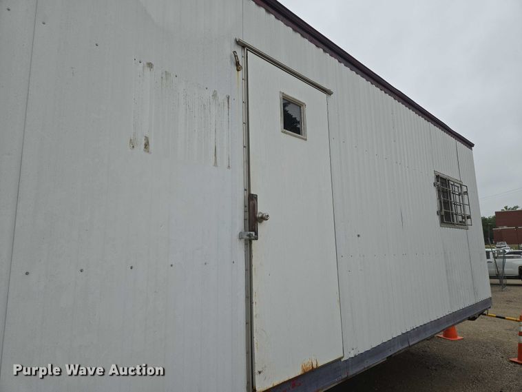 image for item EO0852 2006 Mark Line 1050T office trailer