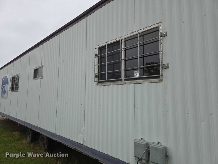 image for item EO0852 2006 Mark Line 1050T office trailer