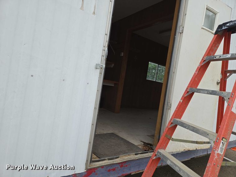 image for item EO0852 2006 Mark Line 1050T office trailer