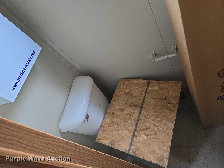 image for item EO0852 2006 Mark Line 1050T office trailer