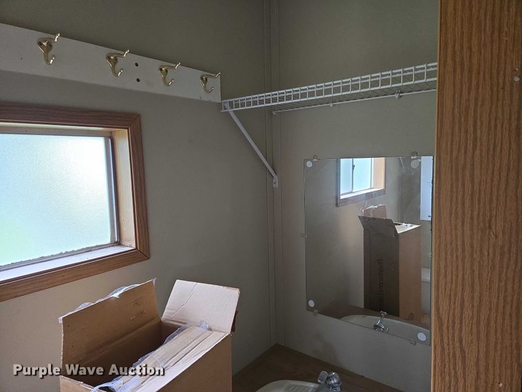 image for item EO0852 2006 Mark Line 1050T office trailer