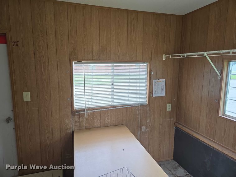 image for item EO0852 2006 Mark Line 1050T office trailer