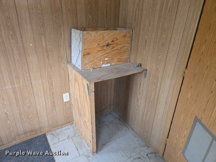 image for item EO0852 2006 Mark Line 1050T office trailer