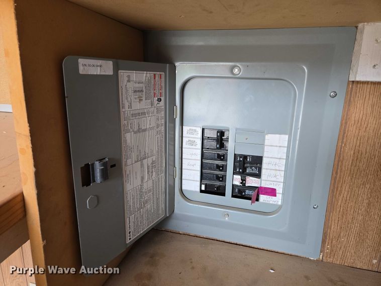 image for item EO0852 2006 Mark Line 1050T office trailer