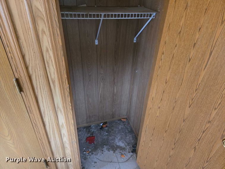 image for item EO0852 2006 Mark Line 1050T office trailer