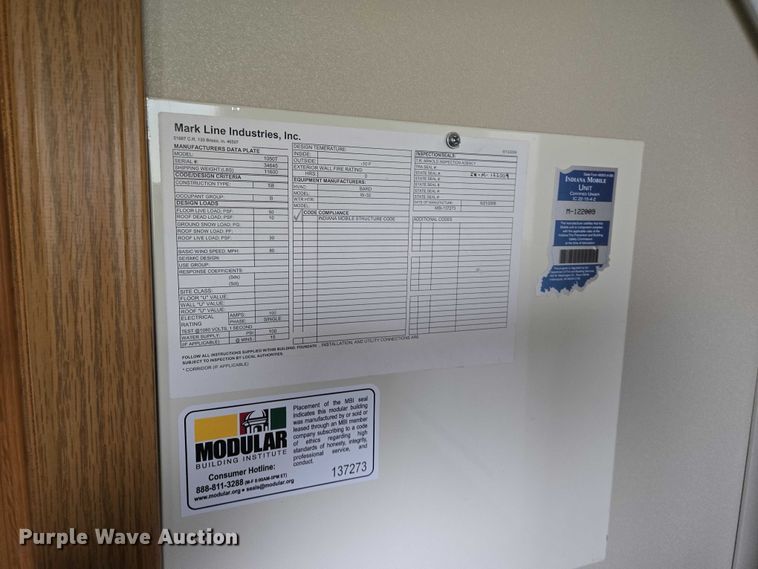 image for item EO0852 2006 Mark Line 1050T office trailer