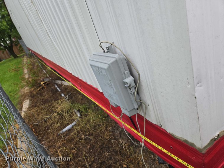 image for item EO0853 2008 Forest River office trailer