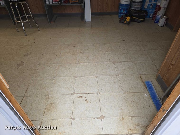 image for item EO0853 2008 Forest River office trailer