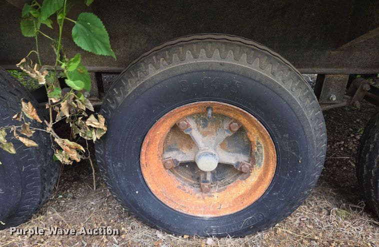 image for item EO0853 2008 Forest River office trailer