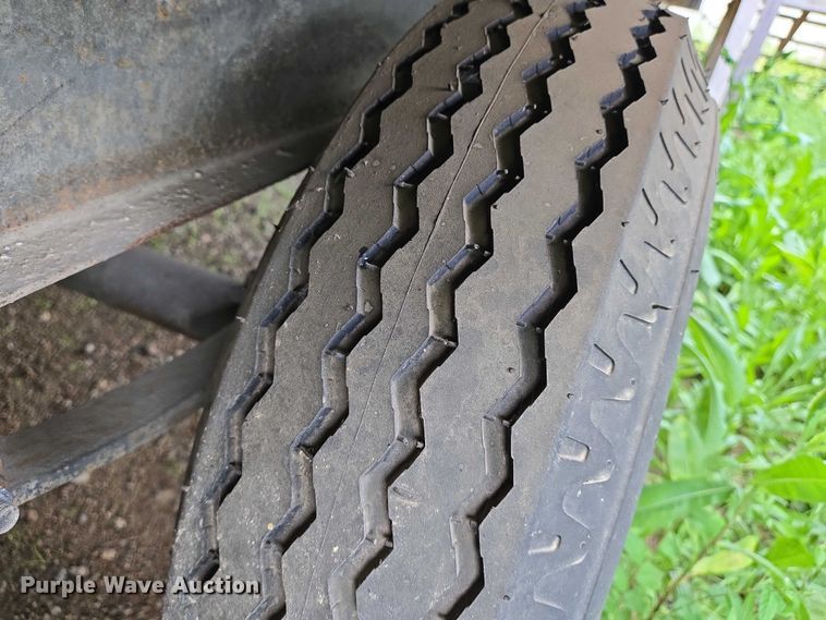 image for item EO0853 2008 Forest River office trailer