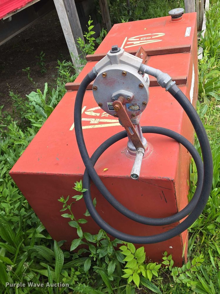 image for item EO0858 Auxiliary fuel tank