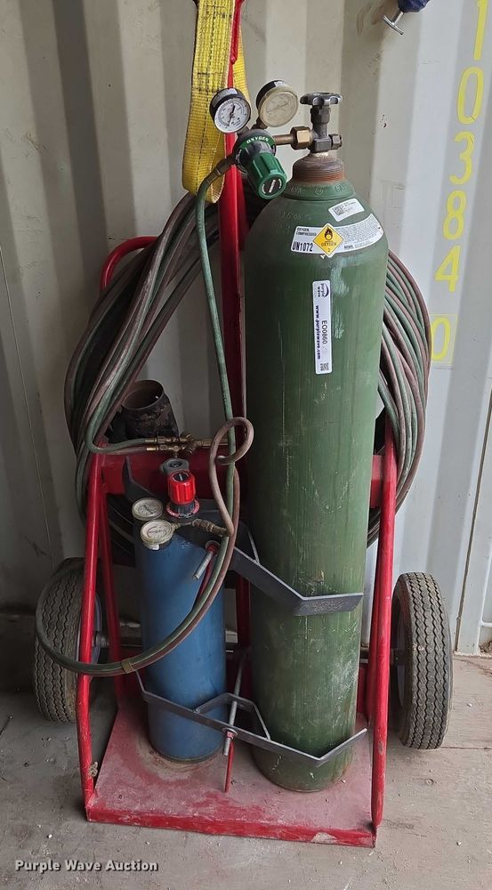 image for item EO0860 Cutting torch bottles