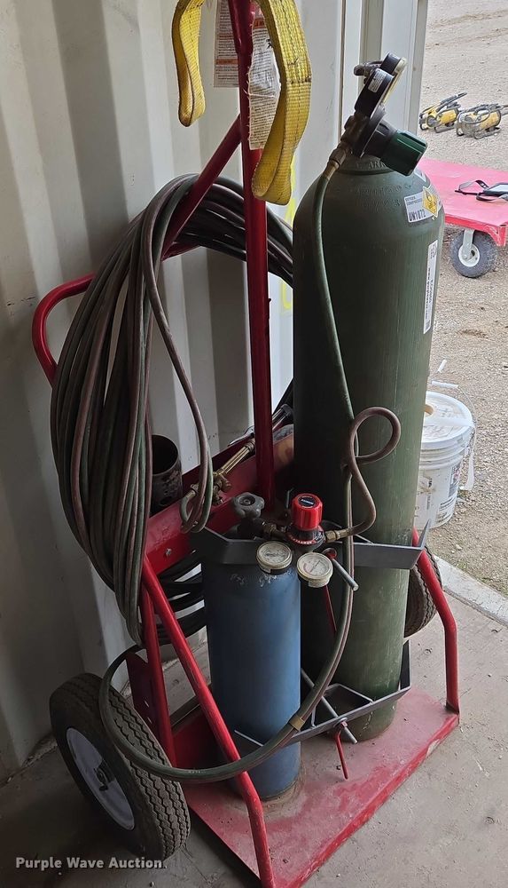 image for item EO0860 Cutting torch bottles