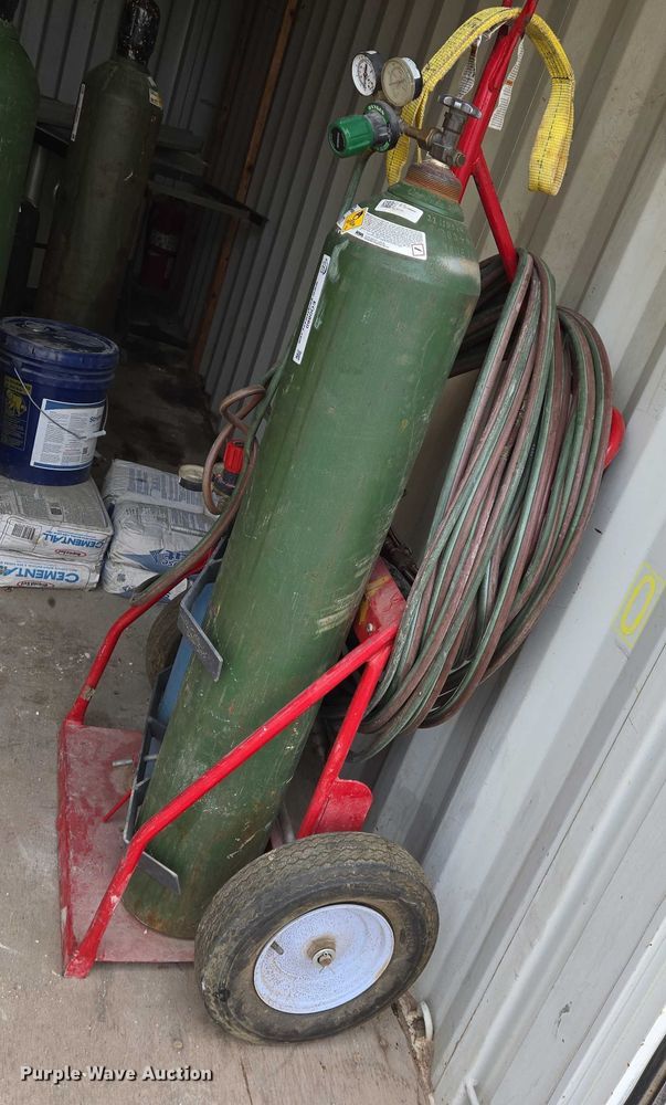 image for item EO0860 Cutting torch bottles