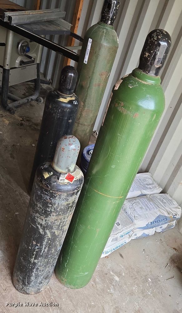 image for item EO0861 (2) welding bottles