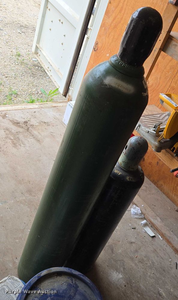 image for item EO0861 (2) welding bottles