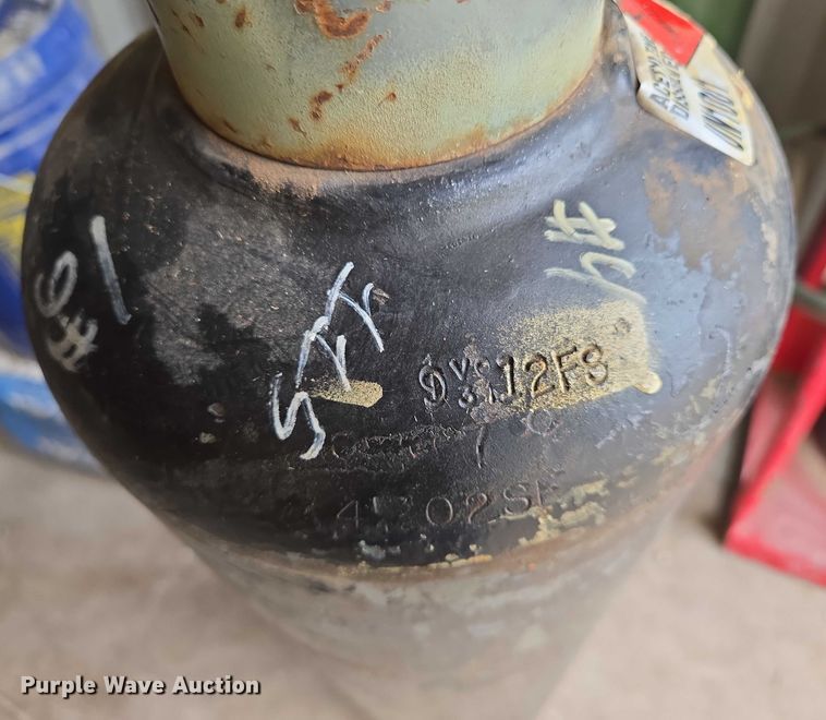 image for item EO0861 (2) welding bottles