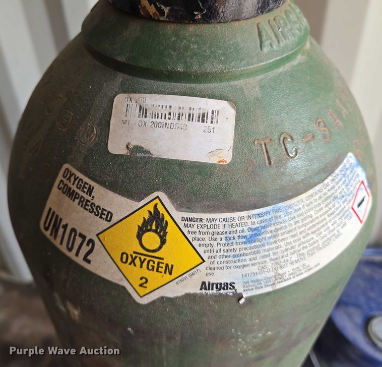 image for item EO0862 (2) welding bottles