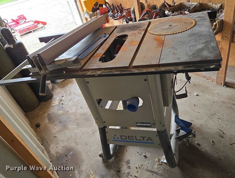 image for item EO0863 2014 Delta 36-725 table saw