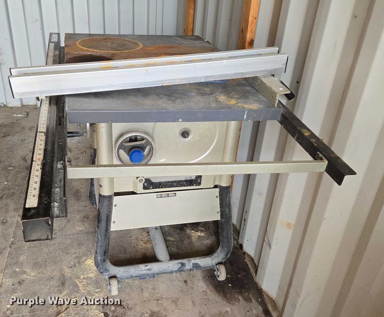 image for item EO0863 2014 Delta 36-725 table saw