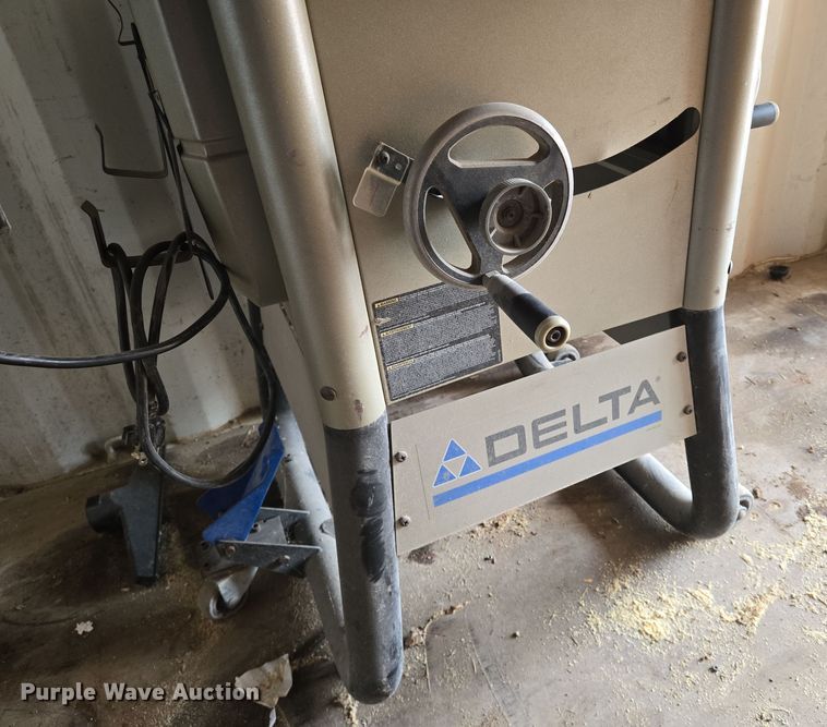 image for item EO0863 2014 Delta 36-725 table saw