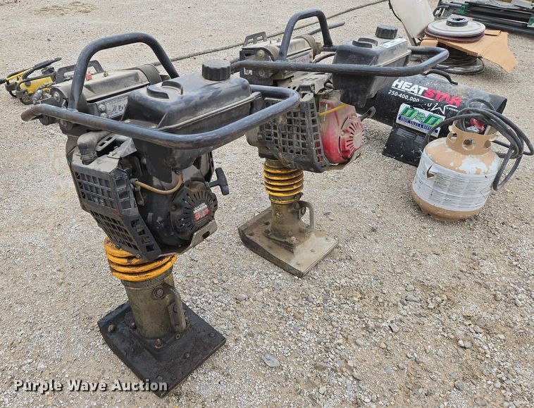 image for item EO0865 (2) plate compactors