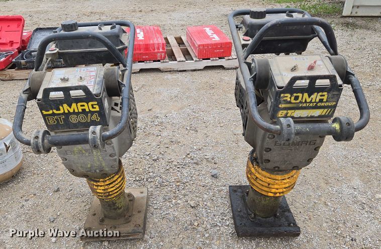 image for item EO0865 (2) plate compactors