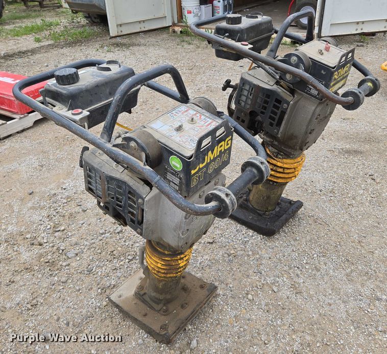 image for item EO0865 (2) plate compactors