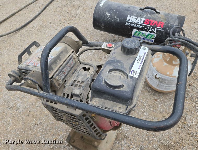 image for item EO0865 (2) plate compactors