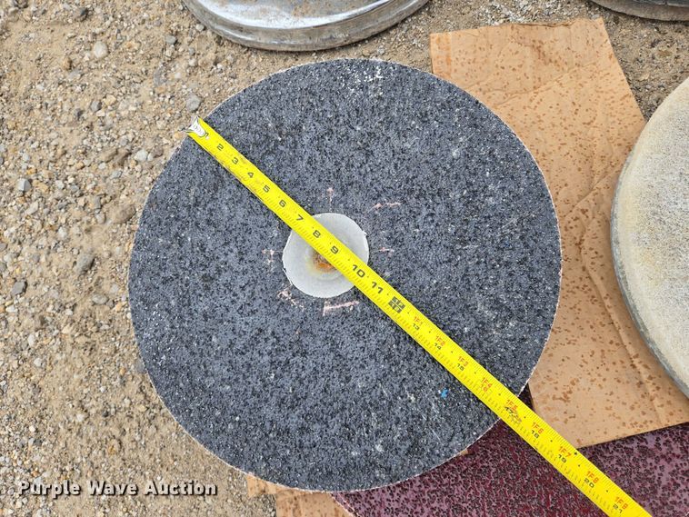 image for item EO0867 (2) floor finishers