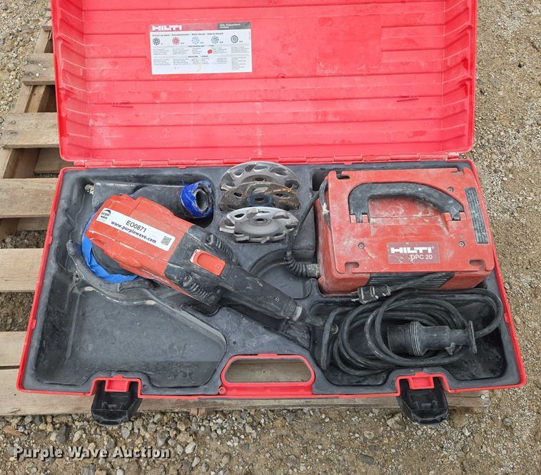 image for item EO0871 Hilti DG150 concrete grinder