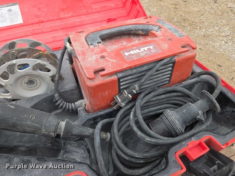 image for item EO0871 Hilti DG150 concrete grinder