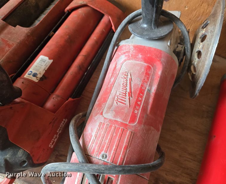 image for item EO0872 Tools